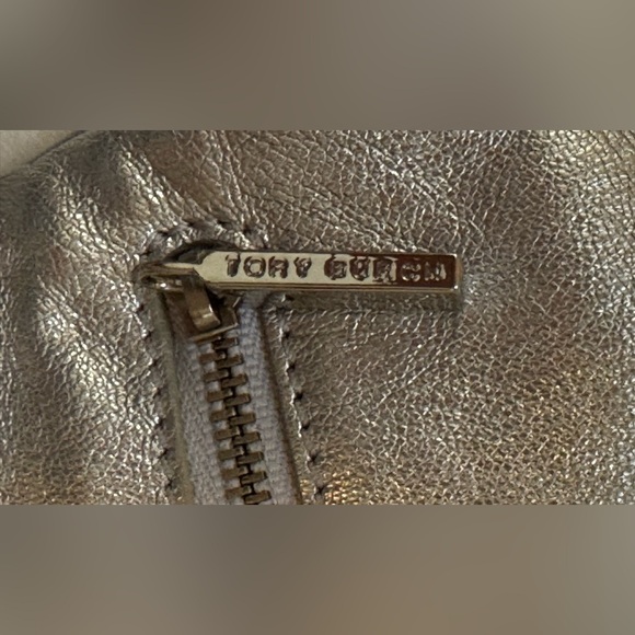 Tory Burch Silver Metallic Crossbody/Clutch Shoulder Bag - Picture 9 of 15